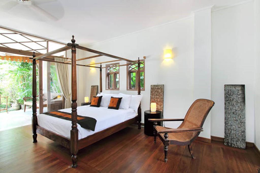 Villa Varuna Legian Δωμάτιο φωτογραφία